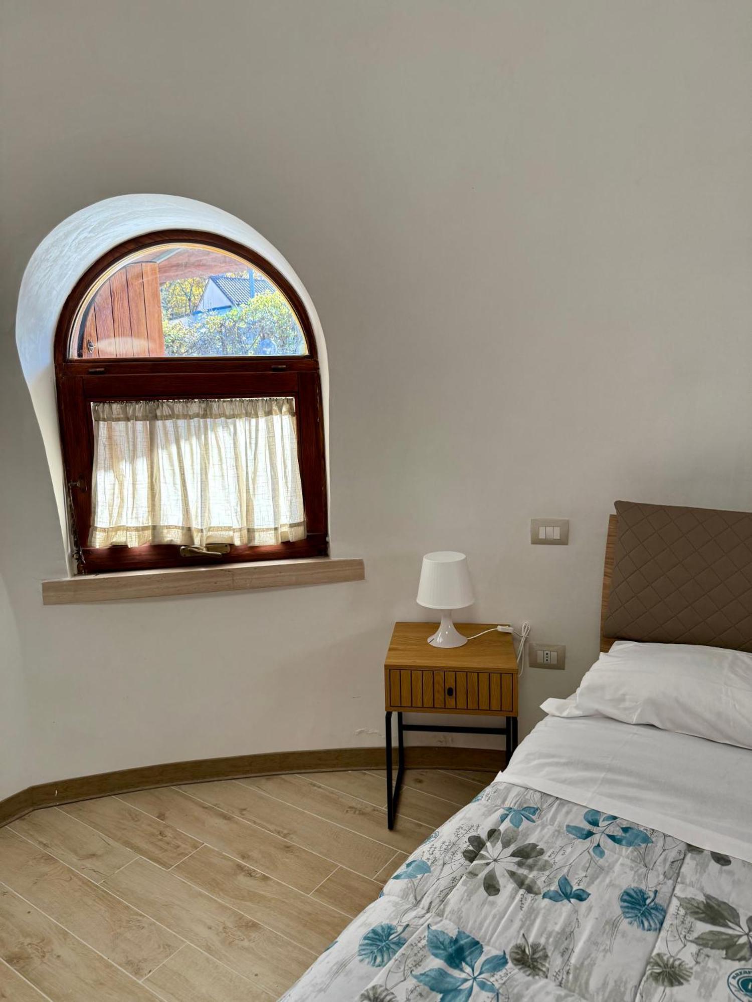 Miele B&B Vinchiaturo Exteriör bild